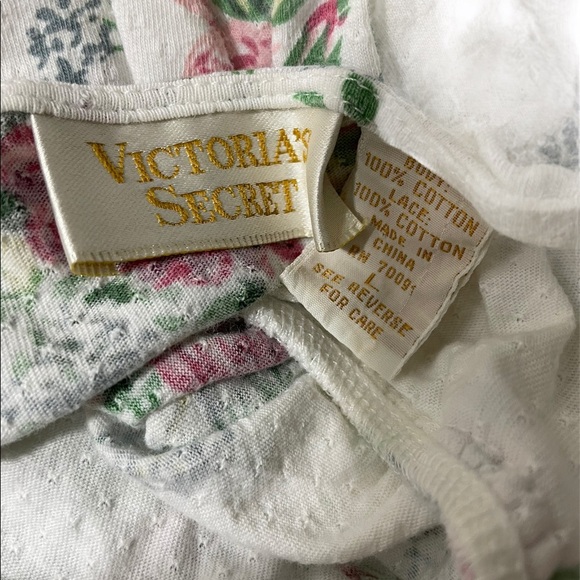 Victoria secret top floral spaghetti straps size large.tank top - Picture 7 of 7
